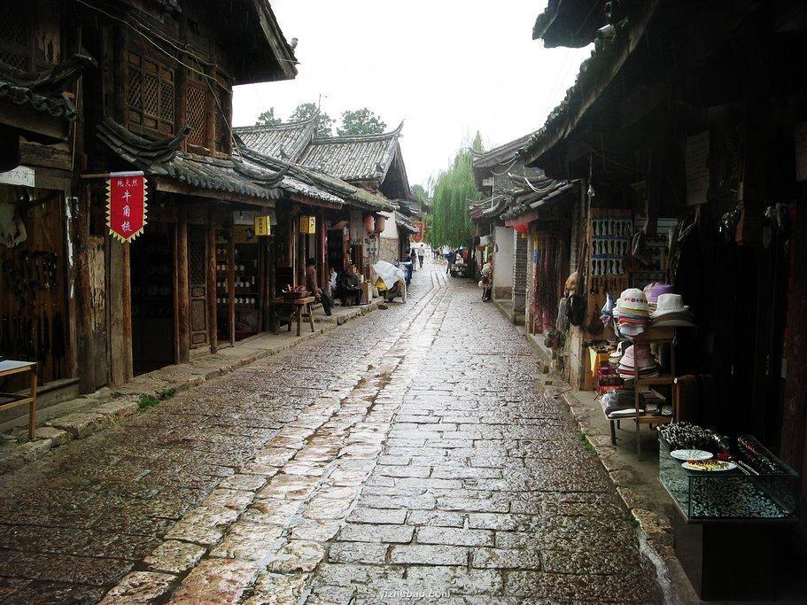 工厂上班,工资又不高,那些人还斗来斗去?-专业有问必答平台